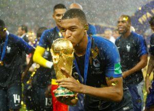 The Analyst predict France favorite to win Qatar 2022 World Cup.