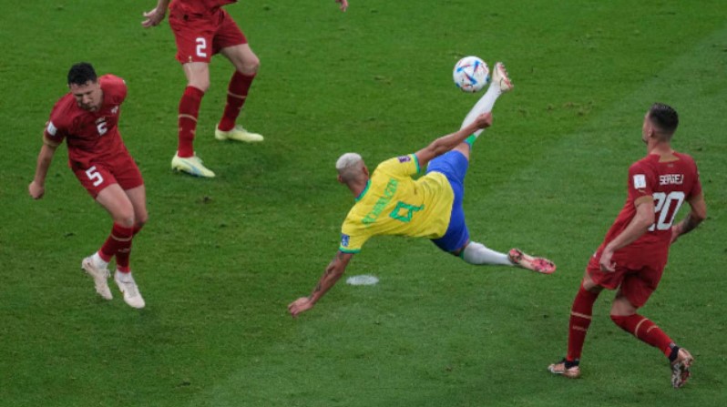 Richarlison fires in Brazil's second goal of their opening game of the 2022 FIFA World Cup.